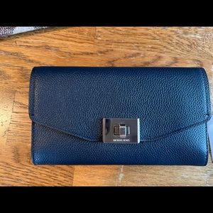 MK Cassie trifold wallet